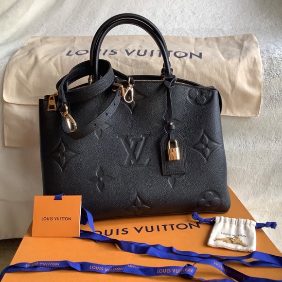 Louis Vuitton Monogram  Black Empreinte Grand Palais MM - Picture 3 of 16